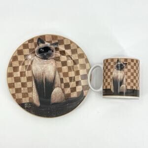 VTG 2004 Country Kitties Set/2 Coffee Mug Dessert Plate Siamese Cat DC Brown Co.
